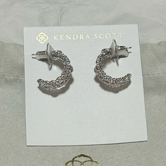 NWT Kendra Scott Krista Lace Silver Huggie Earrings - Picture 5 of 8